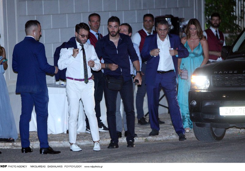 Γάμος Ρουβά-Ζυγούλη: Ολη η σόουμπιζ ήταν εκεί -Οσκαρικές τουαλέτες και πόζες στην έπαυλη Βαρδινογιάννη [εικόνες] | iefimerida.gr 7