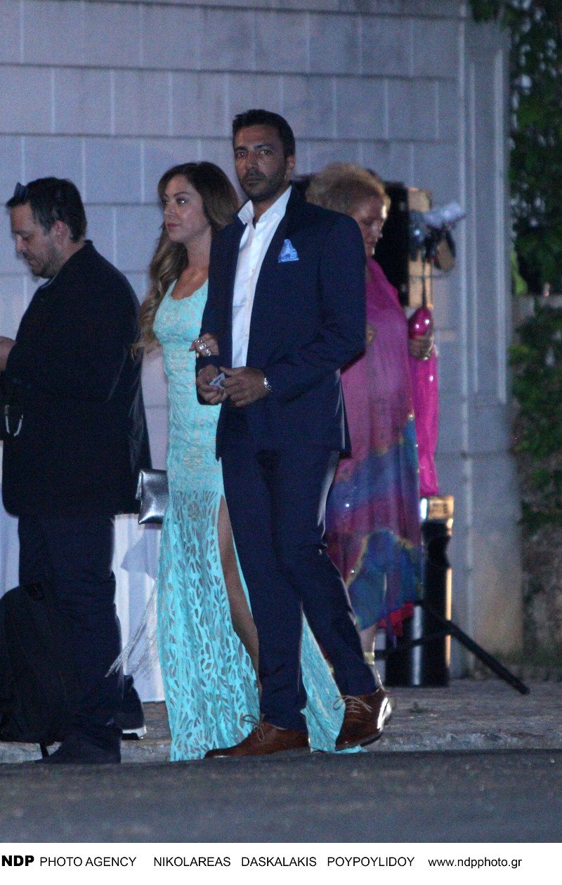 Γάμος Ρουβά-Ζυγούλη: Ολη η σόουμπιζ ήταν εκεί -Οσκαρικές τουαλέτες και πόζες στην έπαυλη Βαρδινογιάννη [εικόνες] | iefimerida.gr 3