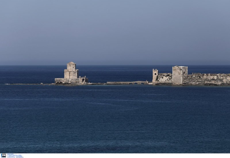 Το Κάστρο της Μεθώνης βρίσκεται μέσα στη θάλασσα! Φτιάχτηκε το 1209, εντυπωσιάζει και σήμερα [εικόνες] | iefimerida.gr 8