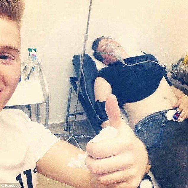 Εικόνες ντροπής στον Κάβο με μεθυσμένους, εκτός εαυτού Βρετανούς -Ερχονται και οργιάζουν [εικόνες] | iefimerida.gr 11