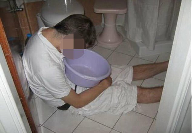 Εικόνες ντροπής στον Κάβο με μεθυσμένους, εκτός εαυτού Βρετανούς -Ερχονται και οργιάζουν [εικόνες] | iefimerida.gr 14