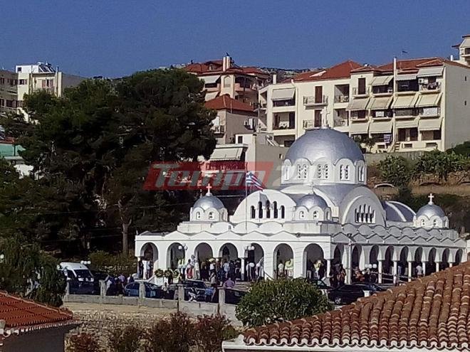 Ράγισαν καρδιές στο τελευταίο αντίο για την 26χρονη που έφυγε στο τροχαίο στην Κύμη [εικόνες] | iefimerida.gr 0