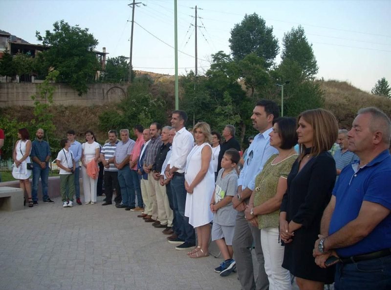 Οι πρώτες φωτογραφίες καλεσμένων στον γάμο Κοσιώνη-Μπακογιάννη [εικόνες] | iefimerida.gr 5