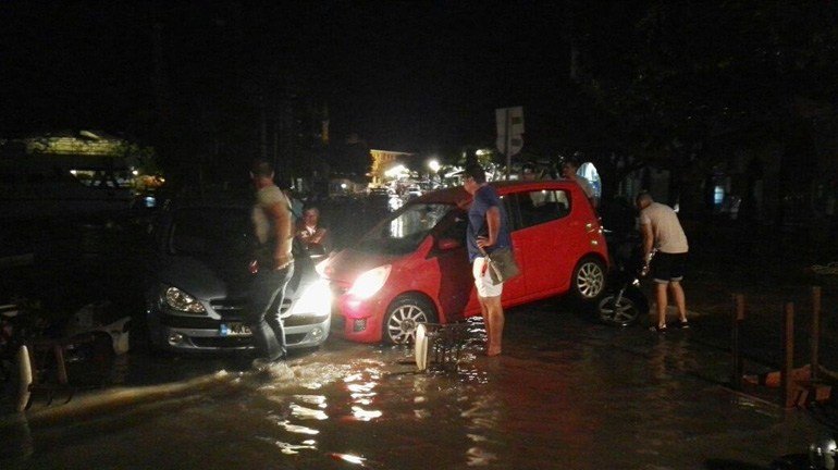 Φονικός σεισμός 6,6 Ρίχτερ στην Κω: Δύο νεκροί, πάνω από 100 τραυματίες -Πολλές ζημιές [εικόνες&βίντεο] | iefimerida.gr 3
