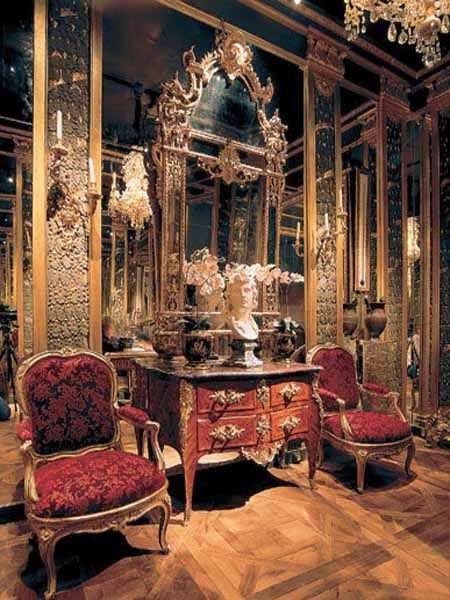 Σουρεαλιστικά, ελιτίστικα και σνομπ -Τα πάρτι των Ρότσιλντ που άφησαν εποχή [εικόνες] | iefimerida.gr 10