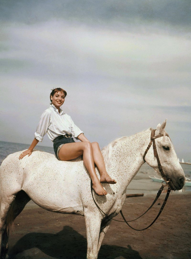 Πέθανε η ηθοποιός Ελσα Μαρτινέλι -Η ψηλή καλλονή από την Ιταλία [εικόνες] | iefimerida.gr 2