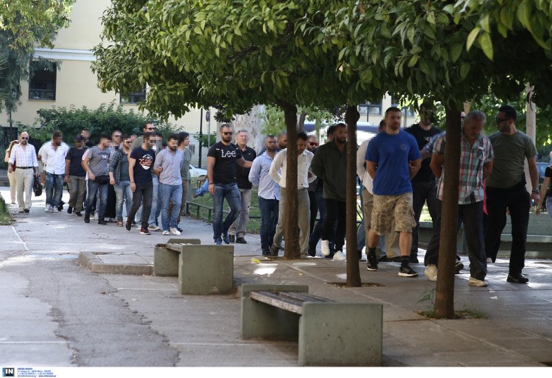  Διάλογοι «φωτιά» των νονών της νύχτας -Τα ψευδώνυμα και οι κωδικοί τους [εικόνες & βίντεο] | iefimerida.gr 4