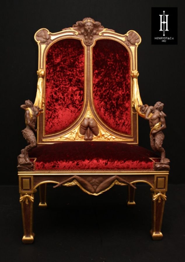 Τα πορνογραφικά έπιπλα της αυτοκράτειρας Αικατερίνης που άφησαν εποχή [εικόνες] | iefimerida.gr 5