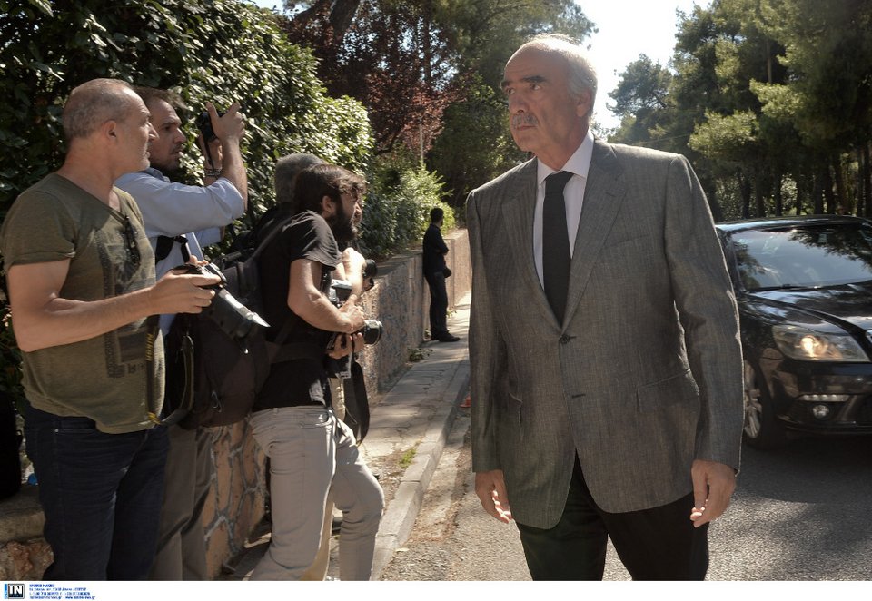 Το ύστατο χαίρε στον Μίνωα Κυριακού -Ηταν όλοι εκεί [εικόνες] | iefimerida.gr 8