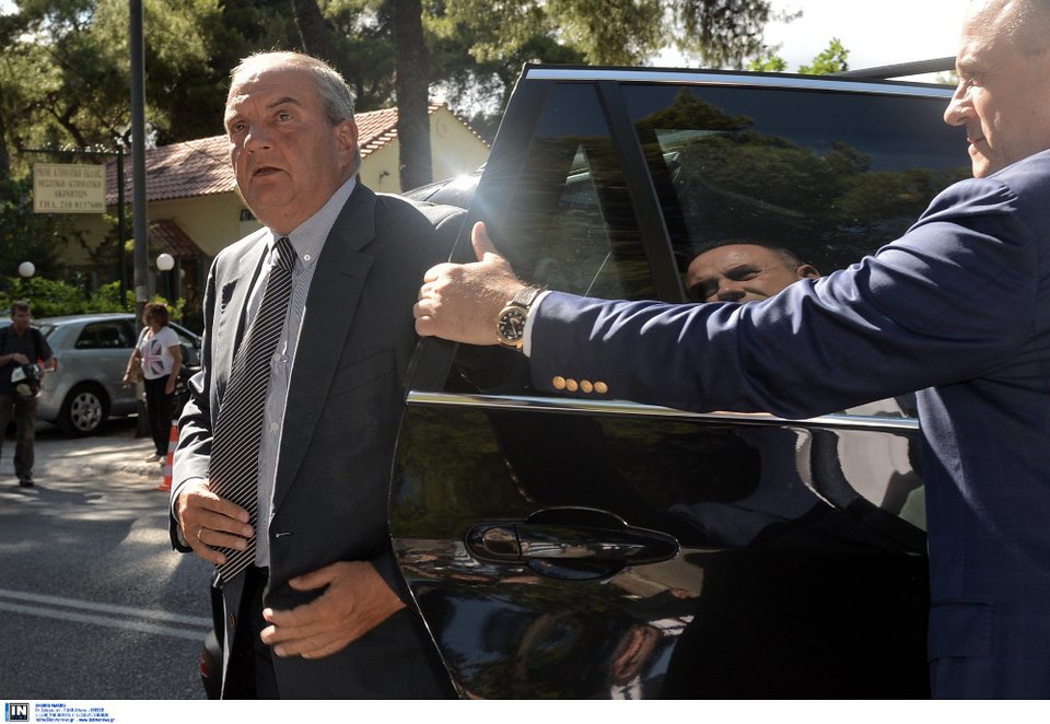 Το ύστατο χαίρε στον Μίνωα Κυριακού -Ηταν όλοι εκεί [εικόνες] | iefimerida.gr 4