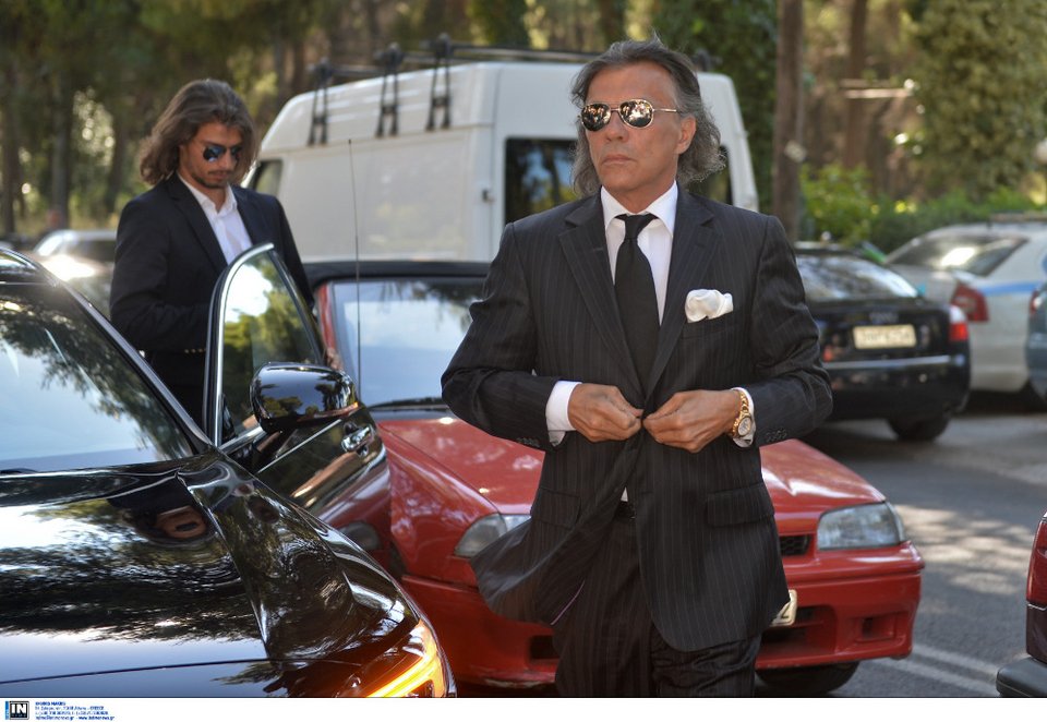 Το ύστατο χαίρε στον Μίνωα Κυριακού -Ηταν όλοι εκεί [εικόνες] | iefimerida.gr 15