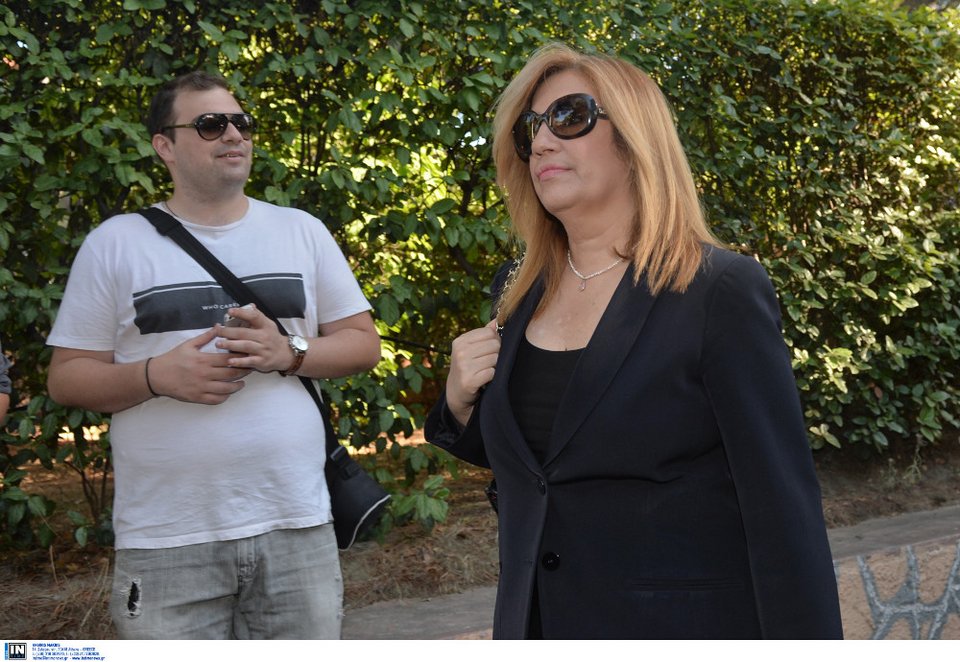 Το ύστατο χαίρε στον Μίνωα Κυριακού -Ηταν όλοι εκεί [εικόνες] | iefimerida.gr 11