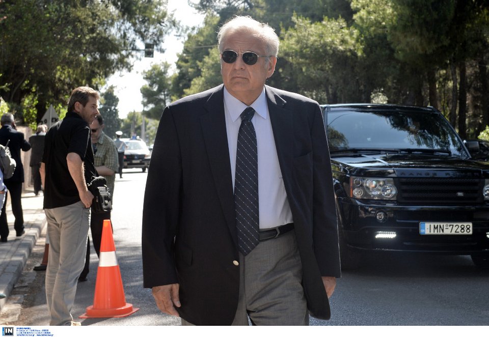 Το ύστατο χαίρε στον Μίνωα Κυριακού -Ηταν όλοι εκεί [εικόνες] | iefimerida.gr 23