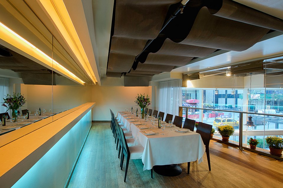 Το ιδιαίτερο ελληνικό εστιατόριο στη Νέα Υόρκη όπου τρώνε οι Καρντάσιανς [εικόνες] | iefimerida.gr 0