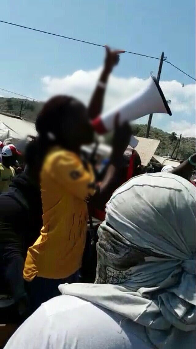 Μόρια: Φωτιές και επεισόδια από μετανάστες -Τραυματίστηκαν τουλάχιστον 5 αστυνομικοί [εικόνες & βίντεο] | iefimerida.gr 1