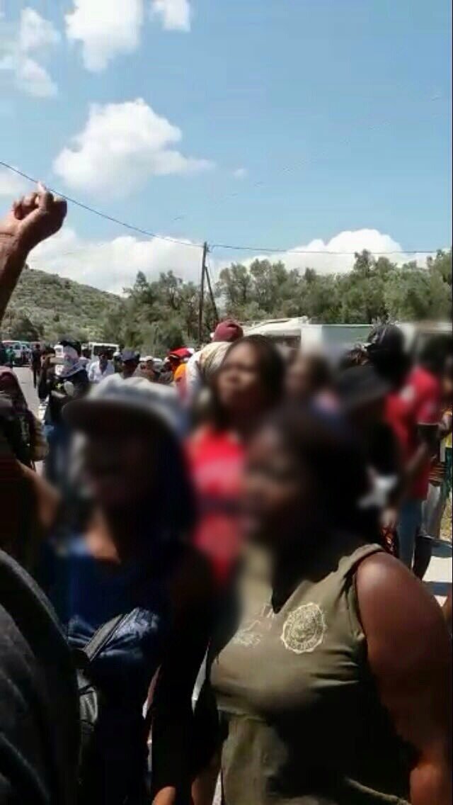 Μόρια: Φωτιές και επεισόδια από μετανάστες -Τραυματίστηκαν τουλάχιστον 5 αστυνομικοί [εικόνες & βίντεο] | iefimerida.gr 2