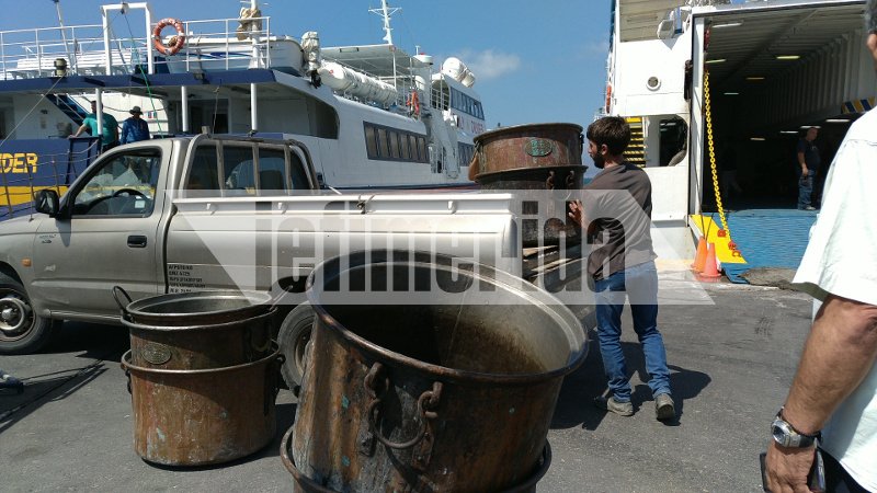 Η Αμοργός έστειλε στη Νάξο τις μεγάλες «καζάνες» για να τηγανίσουν πατάτες -Ετοιμάζονται για το Guinness [εικόνες] | iefimerida.gr 0