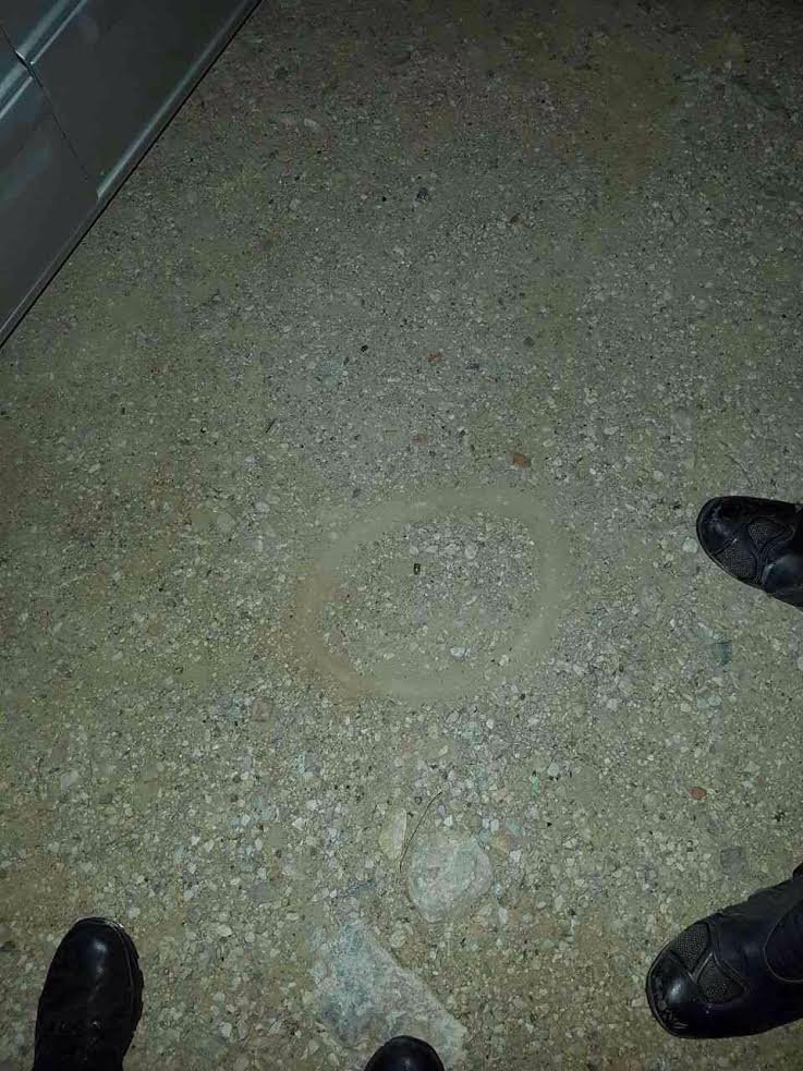 Νέο περιστατικό πυροβολισμών στο Μενίδι -Βρέθηκε σημάδι βολίδας σε «ουρανό» αυτοκινήτου [εικόνα]  | iefimerida.gr 0