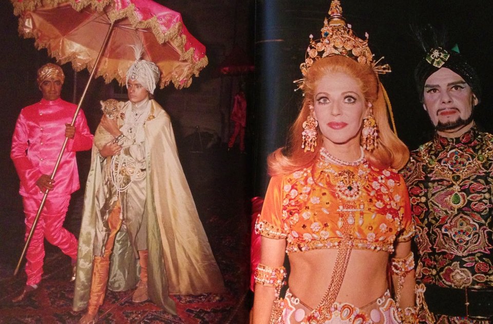 Σουρεαλιστικά, ελιτίστικα και σνομπ -Τα πάρτι των Ρότσιλντ που άφησαν εποχή [εικόνες] | iefimerida.gr 43