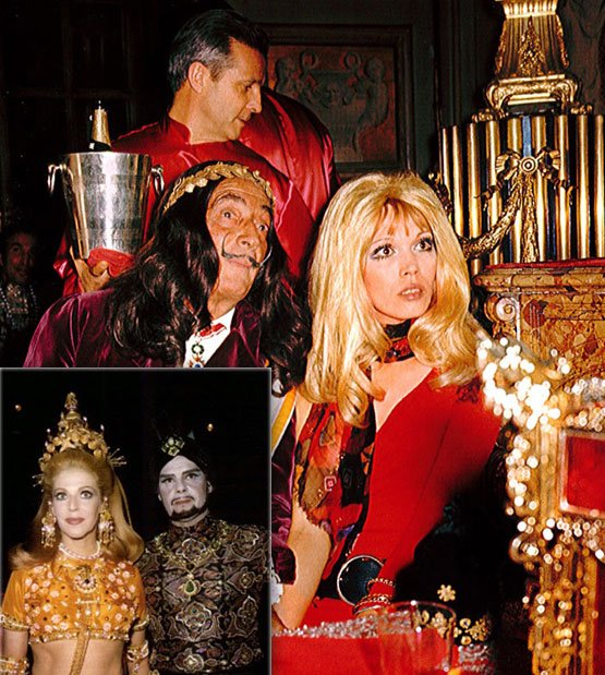 Σουρεαλιστικά, ελιτίστικα και σνομπ -Τα πάρτι των Ρότσιλντ που άφησαν εποχή [εικόνες] | iefimerida.gr 44