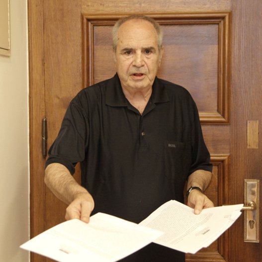 Εξώδικο Παναγούλη στον Τόσκα -Δεν του επιτρέπει πρόσβαση στον «φάκελο» του αδελφού του | iefimerida.gr 0