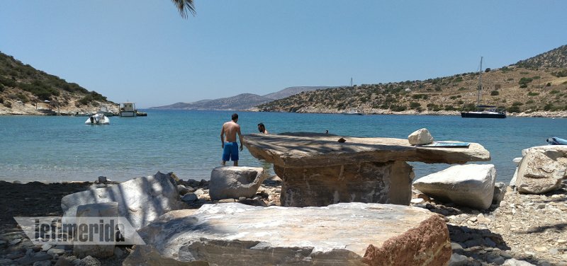 Η εξωτική πλευρά της Νάξου -Η παραλία με τους φοίνικες στην ακροθαλασσιά! [εικόνες] | iefimerida.gr 6