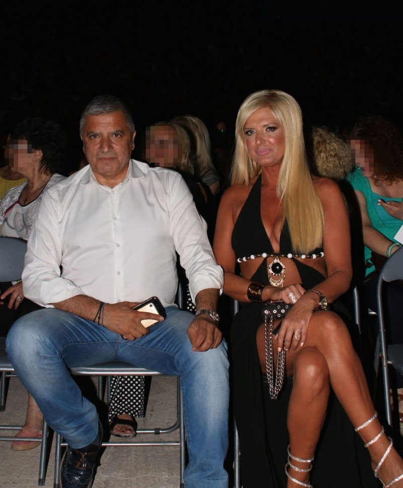 Αυτό το ζευγάρι θέλει να ανέβει στον «θρόνο» της Αθήνας! [εικόνες] | iefimerida.gr 0