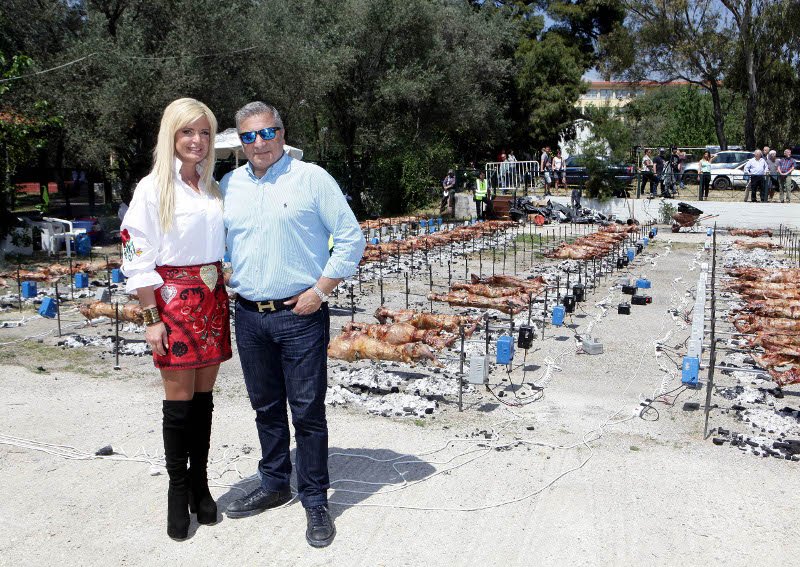 Αυτό το ζευγάρι θέλει να ανέβει στον «θρόνο» της Αθήνας! [εικόνες] | iefimerida.gr 2