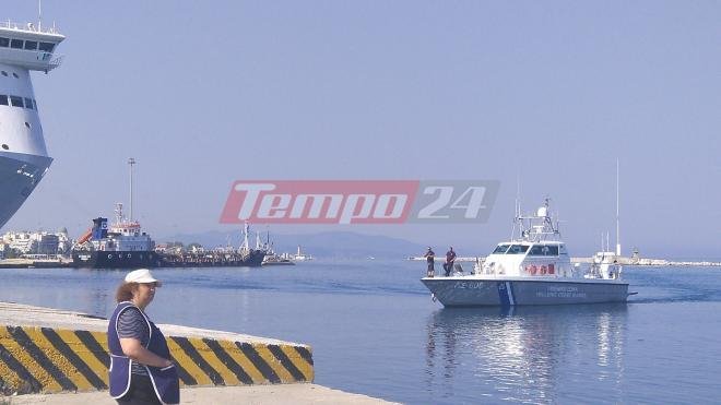 Αυτοκίνητο μπήκε με φόρα στο λιμάνι της Πάτρας και έπεσε στο νερό -Νεκρός ο οδηγός [εικόνες & βίντεο] | iefimerida.gr 2