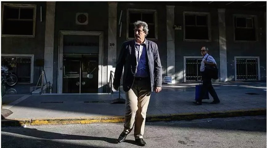 Γελάει το Twitter με τον αγεωγράφητο Πολάκη: Οι Βάσκοι της... Βαρκελώνης! [εικόνες] | iefimerida.gr 4