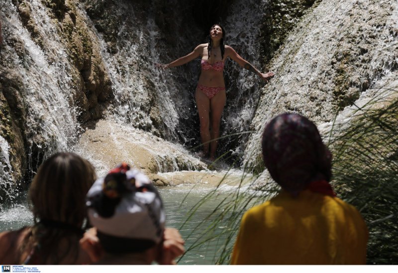 Η κρυμμένη όαση της Πελοποννήσου -Το φαράγγι με τις 15 λίμνες και τον καταρράκτη των 25 μέτρων [εικόνες] | iefimerida.gr 1