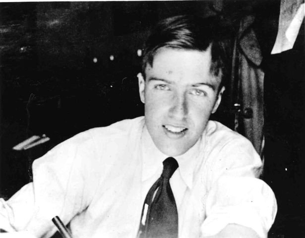 Ρόαλντ Νταλ, ο διάσημος συγγραφέας παιδικών βιβλίων ήταν πράκτορας [εικόνες] | iefimerida.gr 2