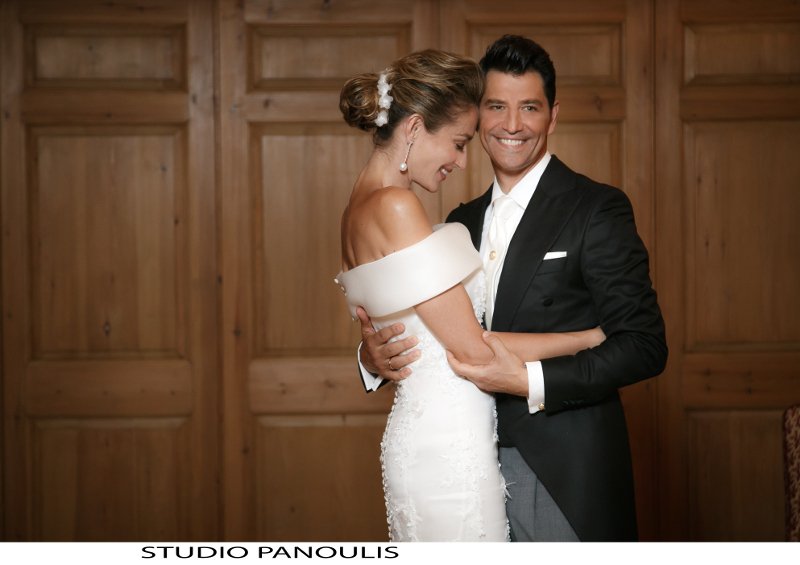 Νέες φωτογραφίες από τον γάμο Ρουβά-Ζυγούλη -Η μπομπονιέρα, η δεξίωση, το μυστήριο καρέ καρέ [εικόνες] | iefimerida.gr 16