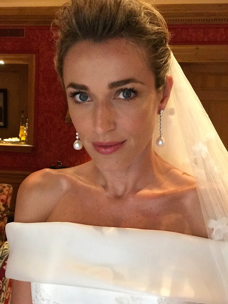 Νέες φωτογραφίες από τον γάμο Ρουβά-Ζυγούλη -Η μπομπονιέρα, η δεξίωση, το μυστήριο καρέ καρέ [εικόνες] | iefimerida.gr 14