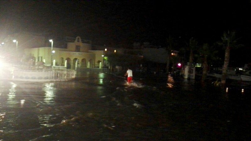 Κως: Ο σεισμός προκάλεσε μίνι τσουνάμι ύψους 70 εκατοστών -Οι βάρκες βγήκαν στη στεριά [εικόνες & βίντεο] | iefimerida.gr 3