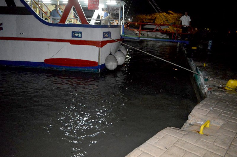 Κως: Ο σεισμός προκάλεσε μίνι τσουνάμι ύψους 70 εκατοστών -Οι βάρκες βγήκαν στη στεριά [εικόνες & βίντεο] | iefimerida.gr 4