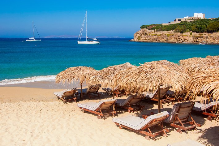 Plazz: Η ελληνική εφαρμογή για να κλείνεις ξαπλώστρες σε Αθήνα, Μύκονο, Ρόδο, Σαντορίνη [εικόνες] | iefimerida.gr 0