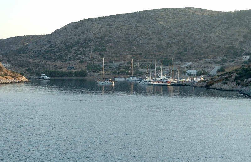 Η Telegraph βρήκε τα 12 ελληνικά νησιά με τους λιγότερους κατοίκους, από 5 έως 700  [εικόνες] | iefimerida.gr 7