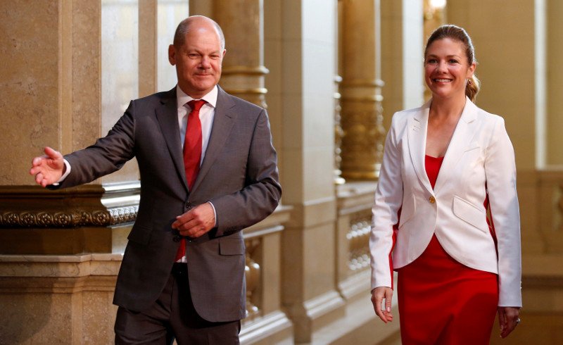 Μελάνια Τραμπ, Μπριζίτ Μακρόν, μια τραγουδίστρια, μια επιχειρηματίας και μια ραδιοφωνική παραγωγός -Οι πιο έλεγκαντ Πρώτες Κυρίες της G20 [εικόνες] | iefimerida.gr 6