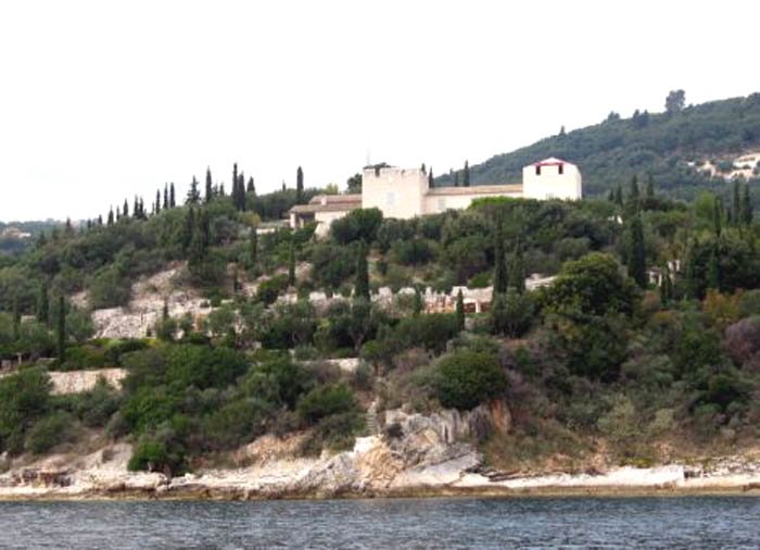 Στην Κέρκυρα για διακοπές ο πρίγκιπας Κάρολος και η Καμίλα [εικόνες] | iefimerida.gr 5