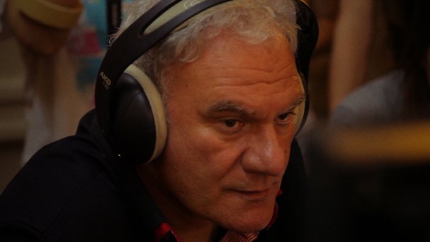 O Τάσος Mπουλμέτης κάνει ταινία τον θρίαμβο της ΑΕΚ το 1968 [εικόνες & βίντεο] | iefimerida.gr 3