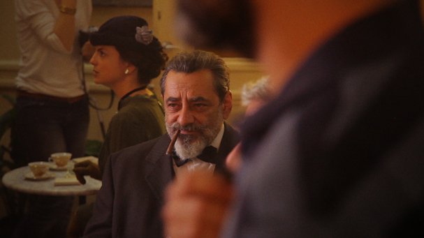 O Τάσος Mπουλμέτης κάνει ταινία τον θρίαμβο της ΑΕΚ το 1968 [εικόνες & βίντεο] | iefimerida.gr 5