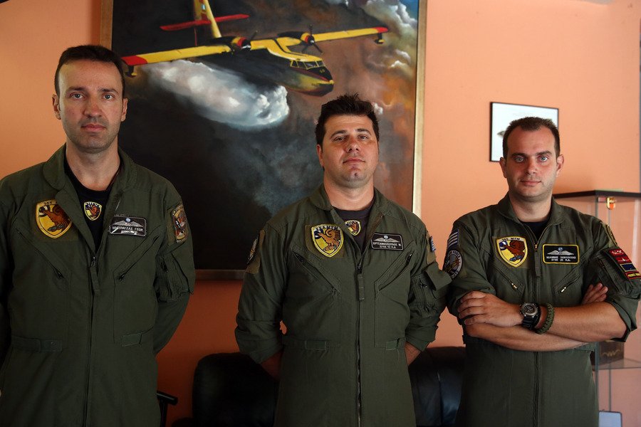 Από 4 έως 6 Canadair πετούν σε όλη τη χώρα -Καθυστερήσεις και ολιγωρία | iefimerida.gr 1