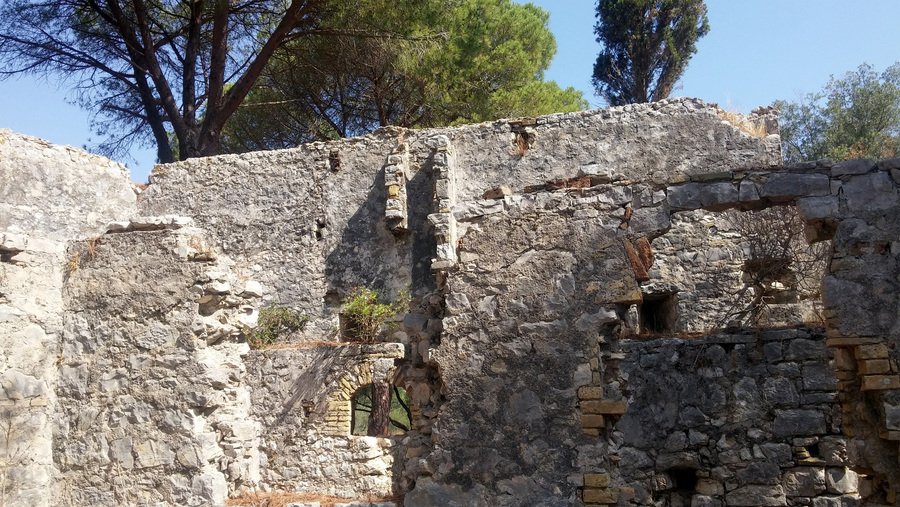 Οι άλλοι Παξοί -Το εκπληκτικό ενετικό κάστρο με τη μπαρουταποθήκη [εικόνες] | iefimerida.gr 3