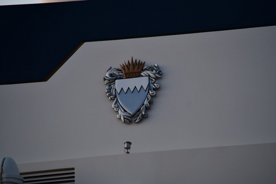 Στο Ναύπλιο η βασίλισσα του Μπαχρέιν - Η εντυπωσιακή θαλαμηγός της [εικόνες] | iefimerida.gr 4