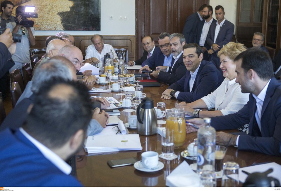 Παραγωγικοί φορείς πριν την συνάντηση με Τσίπρα: «Να υλοποιήσει όσα θα πει, όχι όπως τα περσινά... » [εικόνες & βίντεο] | iefimerida.gr 6