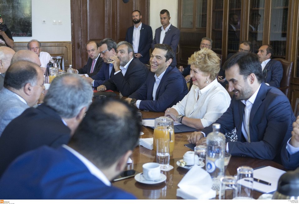 Παραγωγικοί φορείς πριν την συνάντηση με Τσίπρα: «Να υλοποιήσει όσα θα πει, όχι όπως τα περσινά... » [εικόνες & βίντεο] | iefimerida.gr 5