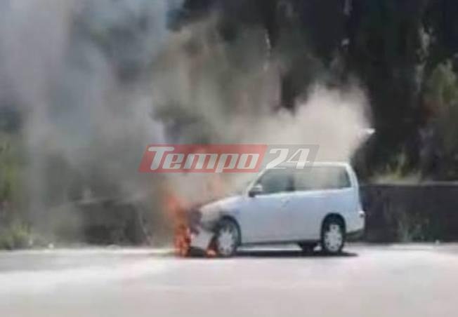 Aυτοκίνητο τυλίχθηκε στις φλόγες στην εθνική οδό Πατρών-Πύργου [εικόνες] | iefimerida.gr 1