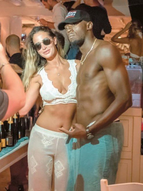 Το ξέφρενο πάρτι του Μπολτ στο Nammos στη Μύκονο: Πλήρωσε 88.362 ευρώ σε 2 ώρες! [εικόνες] | iefimerida.gr 1