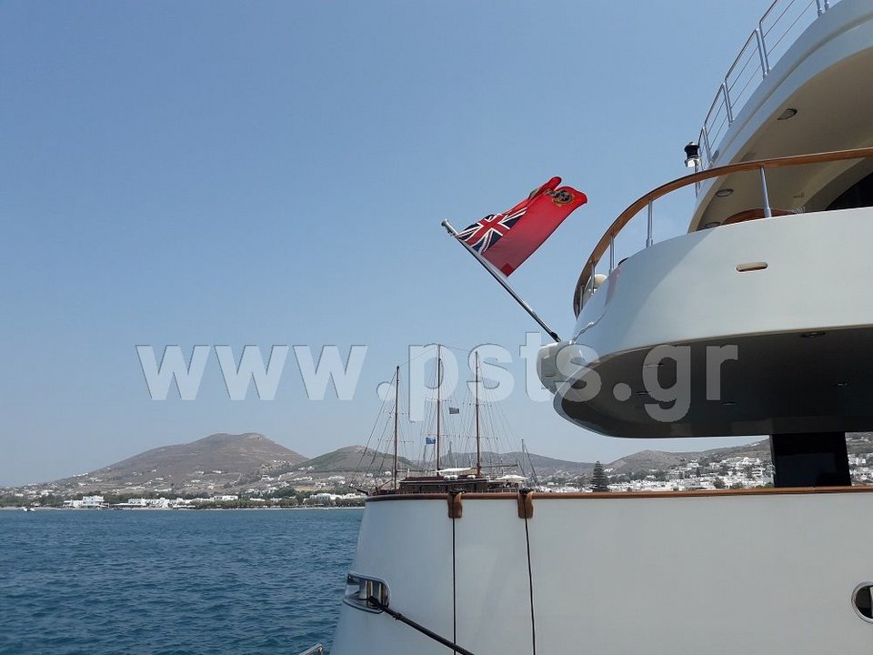 Στην Πάρο η βασίλισσα του Μπαχρέιν, με την υπερπολυτελή θαλαμηγό της [εικόνες]  | iefimerida.gr 3